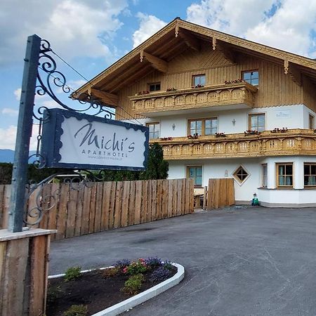 Michis Aparthotel Флахау Екстер'єр фото