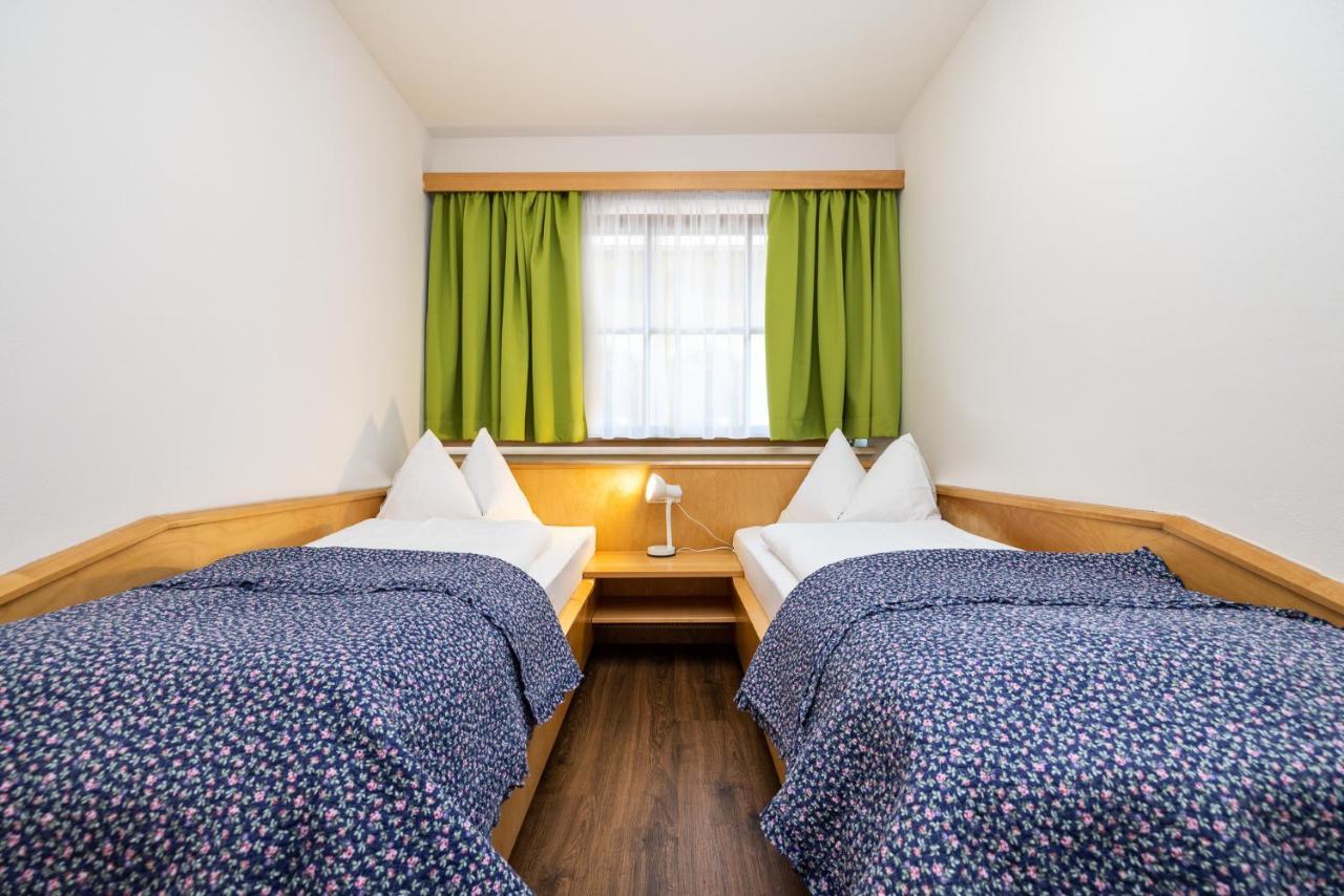 Michis Aparthotel Флахау Екстер'єр фото