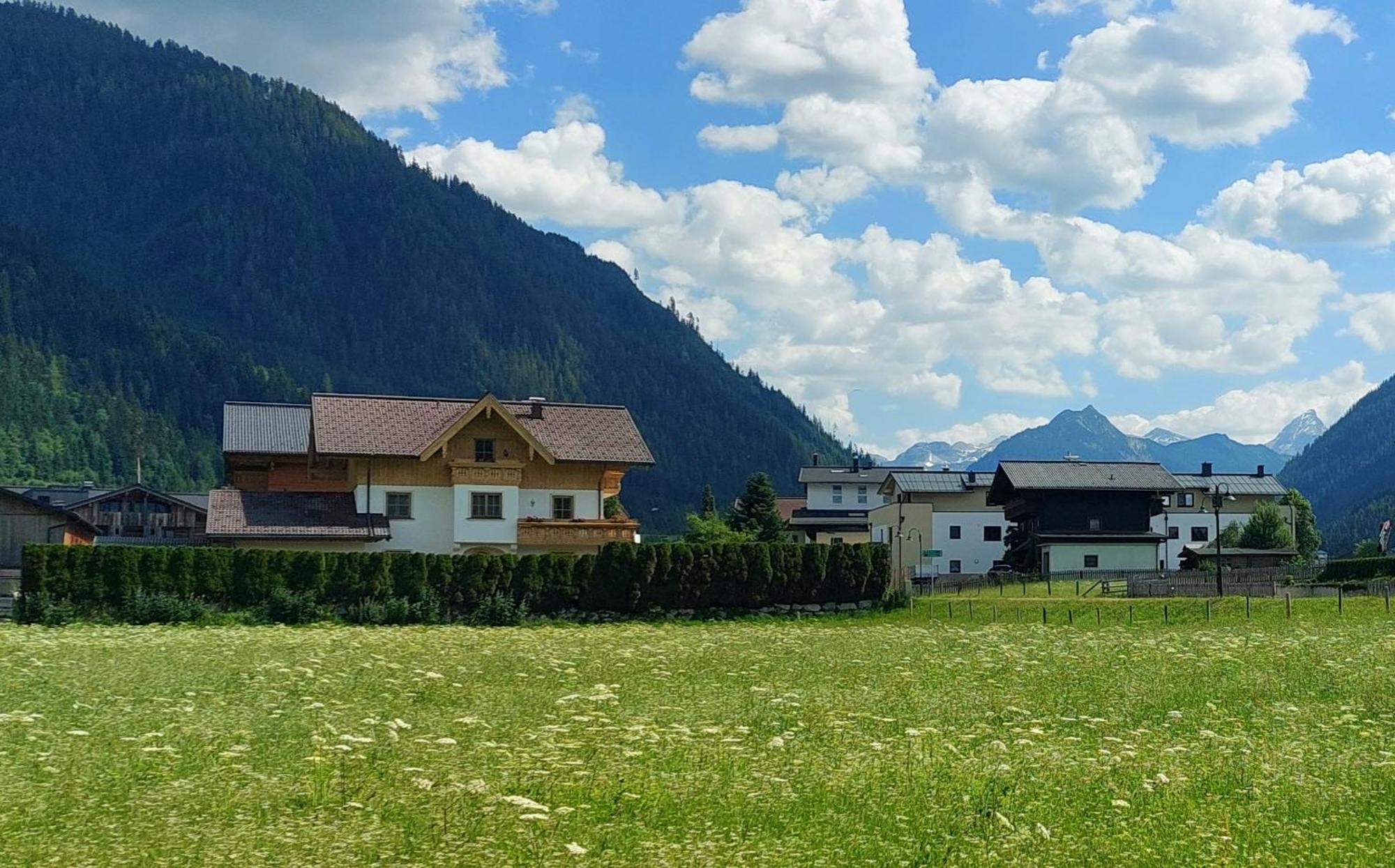Michis Aparthotel Флахау Екстер'єр фото